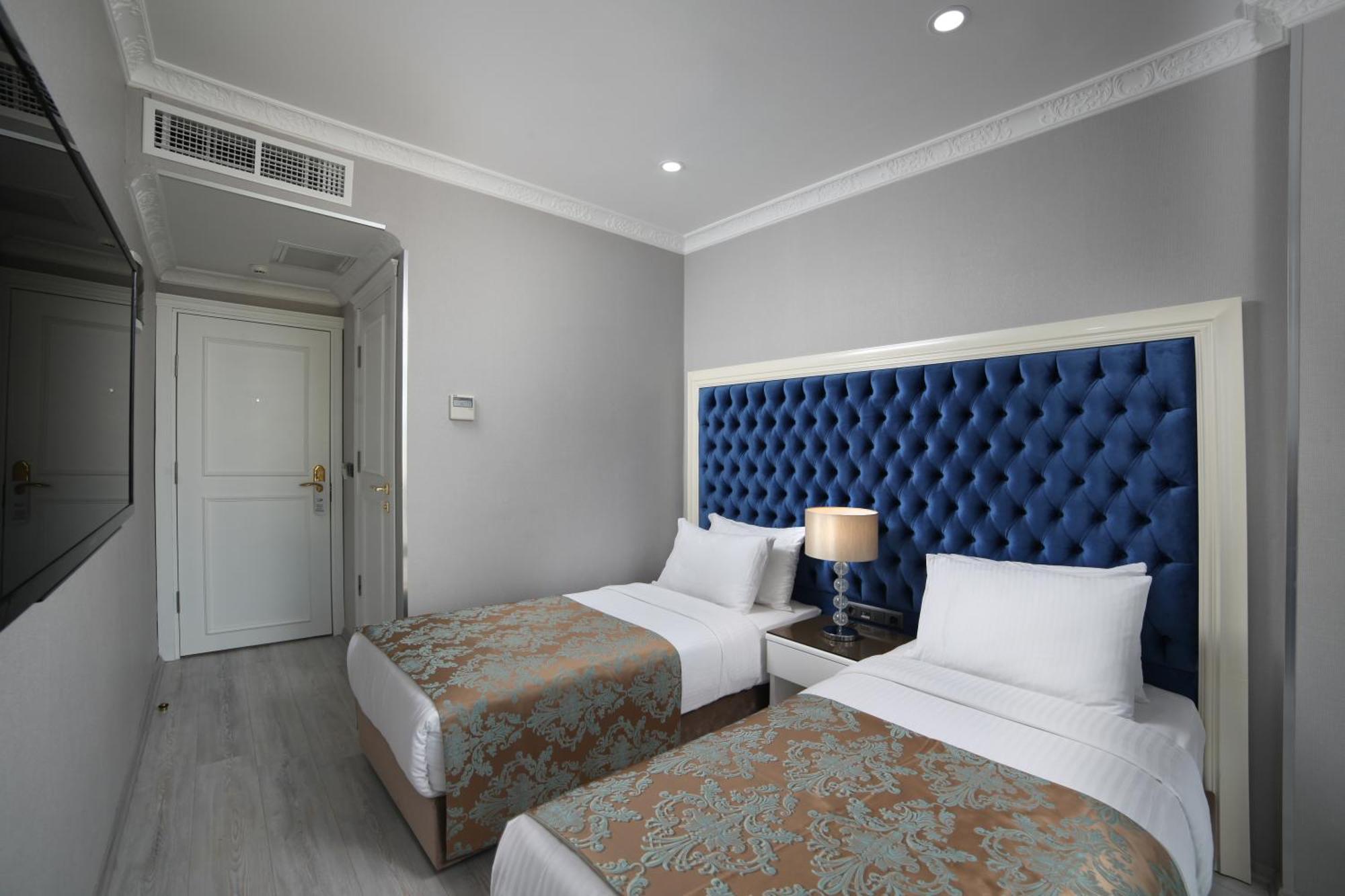 White Monarch Hotel Istanbul Bagian luar foto