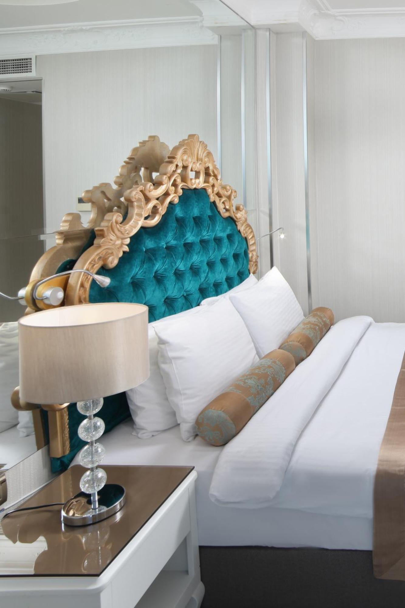 White Monarch Hotel Istanbul Bagian luar foto