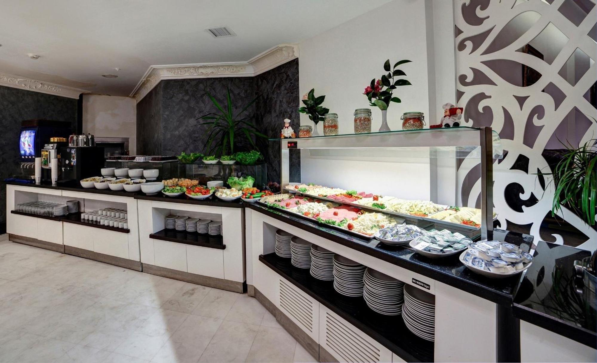 White Monarch Hotel Istanbul Bagian luar foto